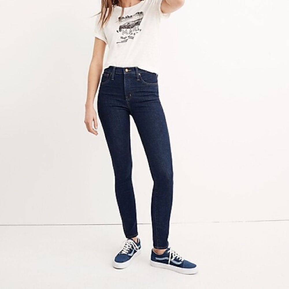 Madewell 10” High-Rise Frayed Hem Skinny Jean in Lucille Wash